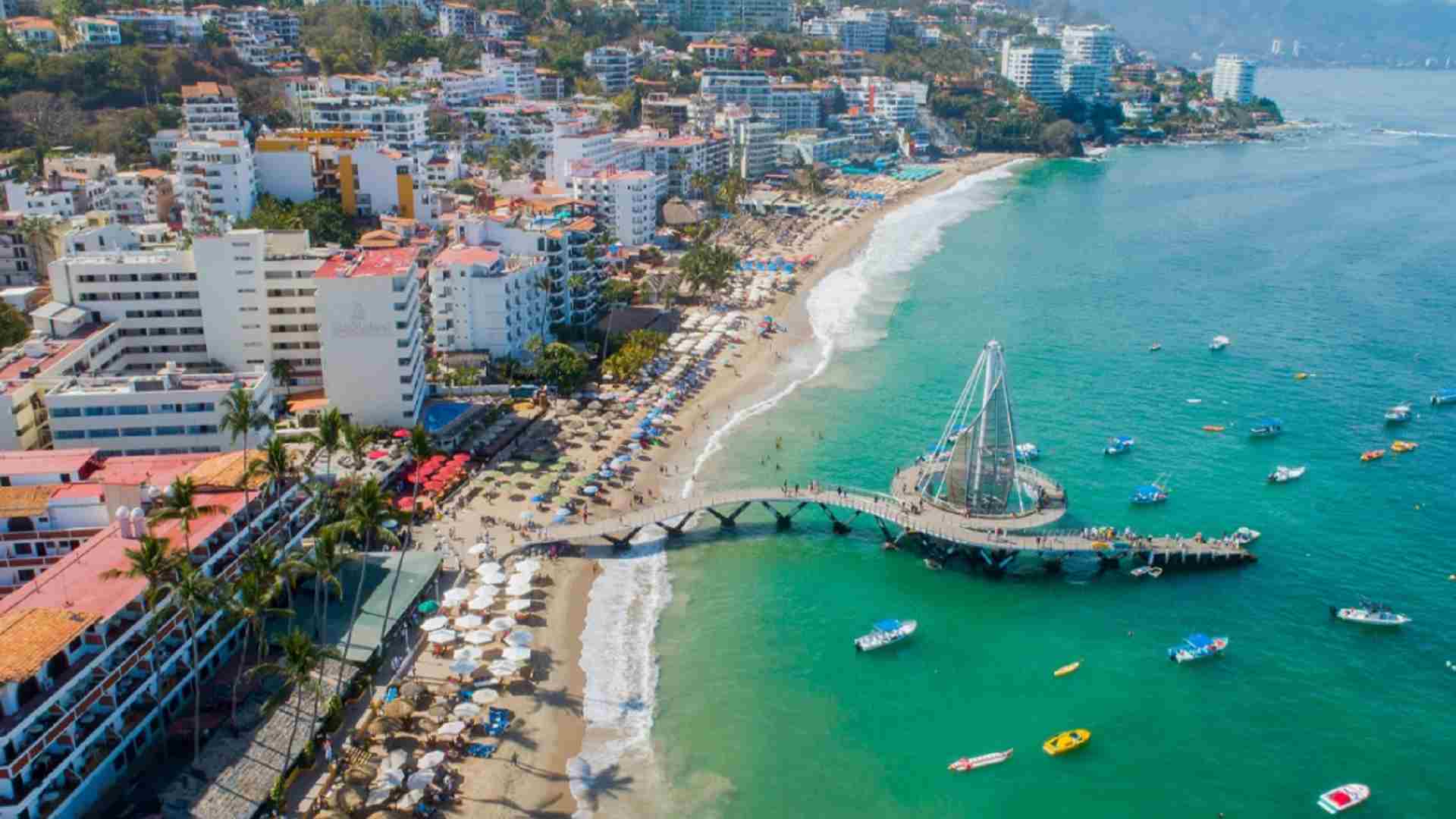 Oceanfront resort style hotel in Mexico